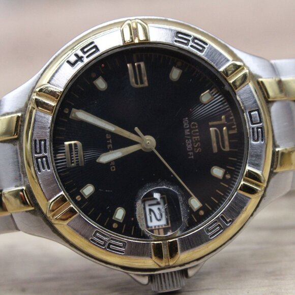 Guess Waterpro Watch Unisex Multi-toned Stainless Steel Classic Date Dial 100m - Picture 6 of 10